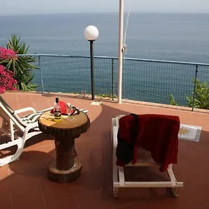 Camere&case Vacanze Lo Scoglio Castel di Tusa